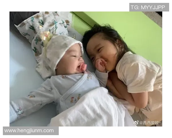 足球巨星亲力亲为带娃日常 展现柔情一面照顾孩子成长 足球巨星亲力亲为带娃日常 展现柔情一面照顾孩子成长