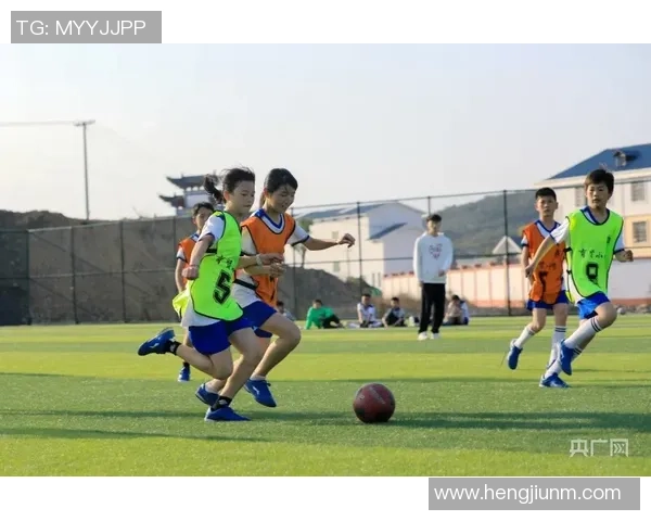 巨星单挑绿茵对决足球场展现个人技术与巅峰荣耀争锋 巨星单挑绿茵对决足球场展现个人技术与巅峰荣耀争锋